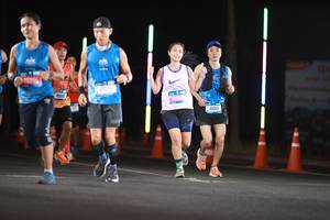 BIB: 40915, 4026, 41013
                            <button type="button" onclick="openModal(21554104)" class="btn btn-primary btn-sm float-right btn-popup" data-toggle="modal" data-target=".modal-high-quality">
                        <i class="fas fa-shopping-cart"></i> Add to Cart
                    </button>
                                            <button type="button" onclick="isThisMe(21554104, true)" class="btn btn-success btn-sm float-right btn-popup btn-isme hidden" data-toggle="tooltip" data-placement="bottom" title="นี่คือรูปของคุณใช่ไหม คลิกที่นี่เพื่อเอาเข้าอัลบั้ม">
                        <i class="fas fa-plus"></i> Add to album
                    </button>
                    <button type="button" onclick="isThisMe(21554104, false)" class="btn btn-warning btn-sm float-right btn-popup btn-isnotme hidden">
                        <i class="fas fa-ban"></i> Remove from album
                    </button>